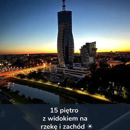 Apartment Capital Towers Premium Sunset 15th Floor & Darmowy Parking Podziemny Rzeszow