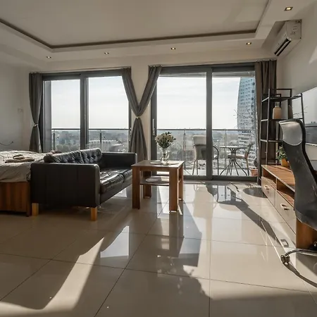 Capital Towers Premium Sunset 15th Floor & Darmowy Parking Podziemny Apartment Rzeszow