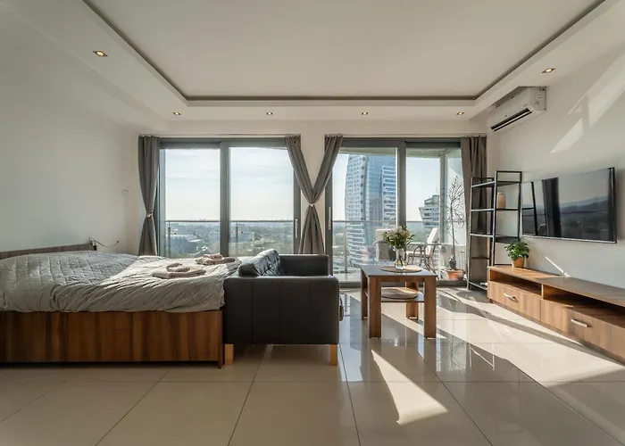 Apartment Capital Towers Premium Sunset 15th Floor & Darmowy Parking Podziemny Rzeszow