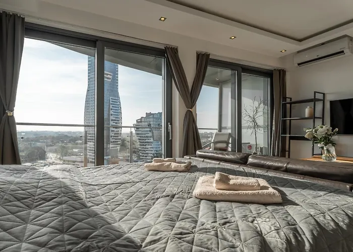 Capital Towers Premium Sunset 15th Floor & Darmowy Parking Podziemny Διαμέρισμα *